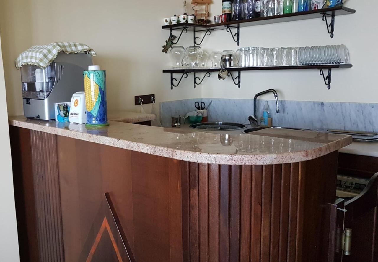 B&B L'Eucalipto Paola Exteriör bild