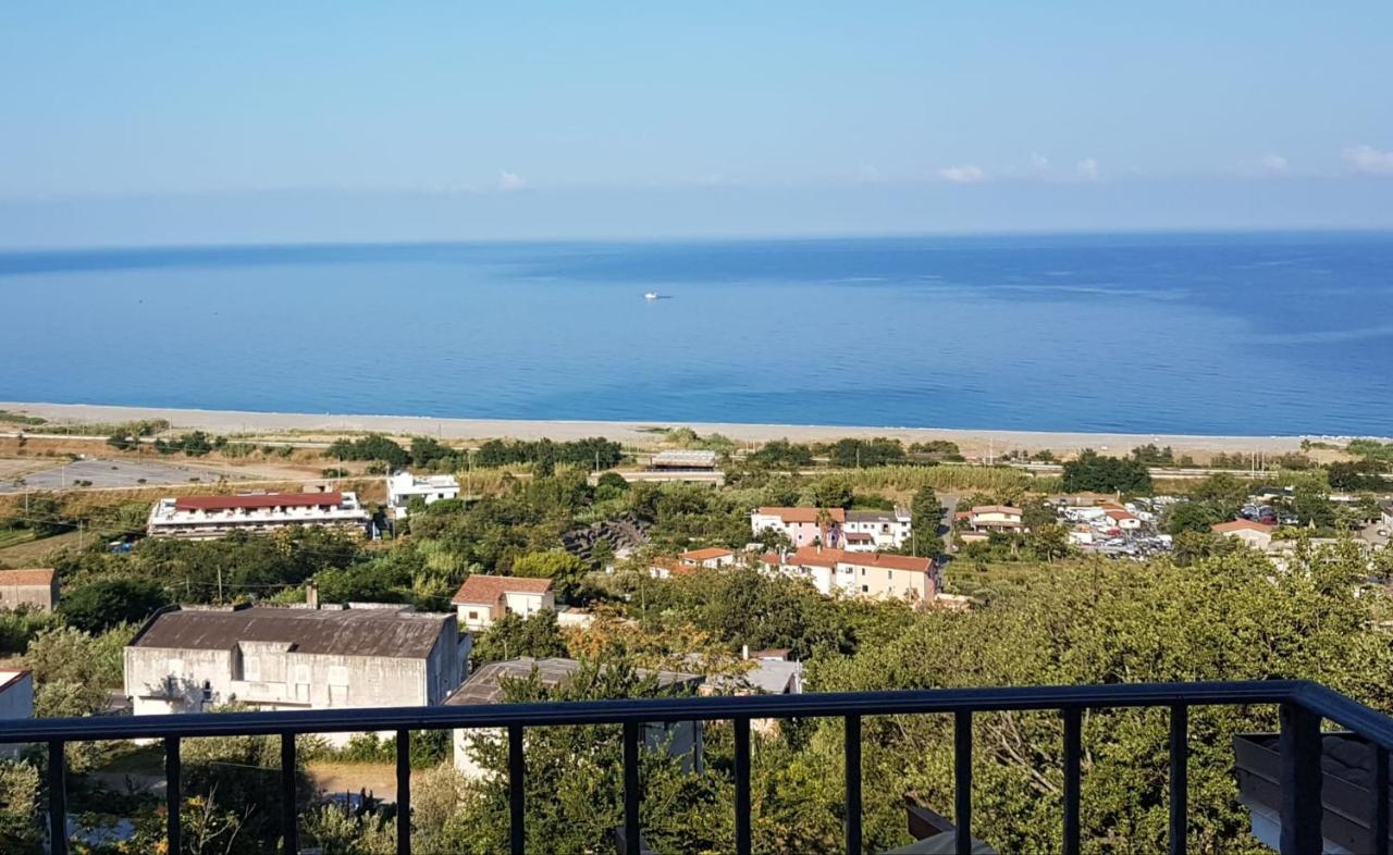 B&B L'Eucalipto Paola Exteriör bild