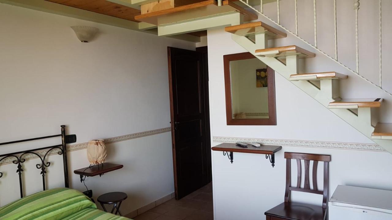 B&B L'Eucalipto Paola Exteriör bild