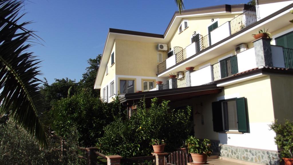 B&B L'Eucalipto Paola Exteriör bild