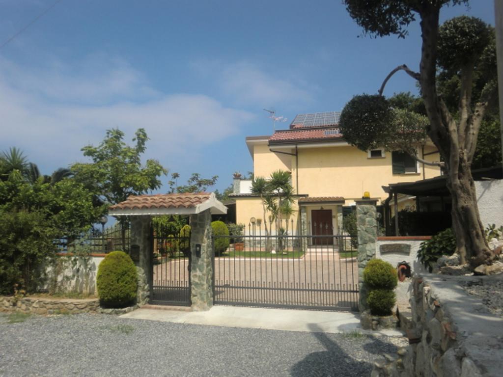B&B L'Eucalipto Paola Exteriör bild